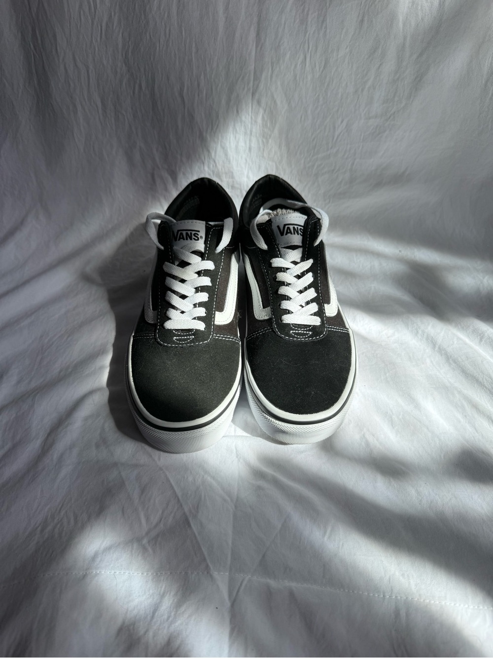Vans Men’s Black and White Classic Skate Sneakers